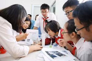 Theo dự thảo, học sinh được đăng ký với cơ sở giáo dục học lại lớp 9 để xét công nhận tốt nghiệp THCS. Ảnh minh họa: ITN