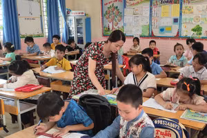 Giờ học của học sinh Trường Tiểu học và THCS thị trấn Mường Lát.