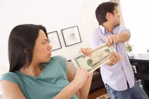 Truyện cười: Lại chuyện tiền bạc