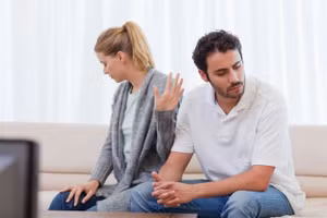 5 cách “bớt lửa” khi vợ chồng khắc khẩu 