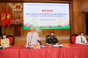 Tổng Bí thư Nguyễn Phú Trọng tiếp xúc cử tri, vận động bầu cử tại Hà Nội