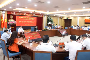 Quang cảnh kỳ họp.