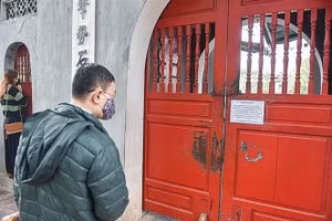 Nhiều khu di tích tại Hà Nội dừng đón khách
