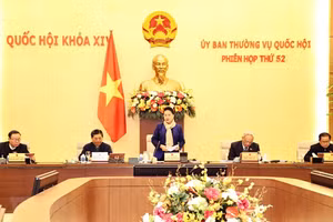 Chủ tịch Quốc hội Nguyễn Thị Kim Ngân chủ trì và phát biểu khai mạc Phiên họp. (Ảnh: Trọng Đức/TTXVN)

