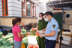 Phát hiện gần 1 tấn trứng non có dấu hiệu phân hủy tại Hà Nội