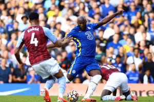 Lukaku dương tính với Covid-19.