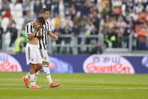 Juventus gặp biến cố về lực lượng ngay trước thềm cuộc tiếp đón Chelsea ở Champions League.