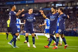 Foden và Gundogan định đoạt trận đấu ngay trong hiệp một.