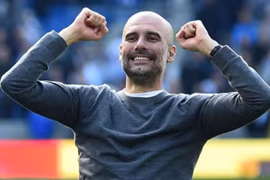  Pep Guardiola vừa cán mốc 200 chiến thắng cùng Man City, 500 chiến thắng trong sự nghiệp cầm quân chuyên nghiệp.
