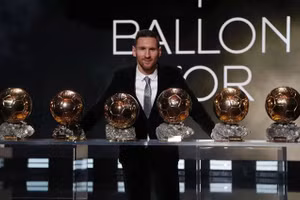 Messi sáng cửa lần thứ 7 đoạt Quả bóng Vàng.