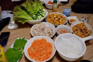 Với giá thành rẻ, nhiều người ăn nên thu nhập của những người kinh doanh mặt hàng này khá cao.