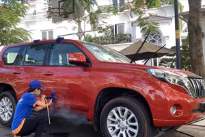 Kỹ thuật viên Wash-Up di chuyển đến tận nơi để phục vụ khách hàng.