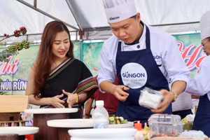 22 đội tranh tài chế biến các món ăn từ cây sâm dây.