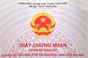 Nhóm 4 người đồng bào dân tộc thiểu số làm giả sổ đỏ để lừa đảo. Ảnh minh hoạ.
