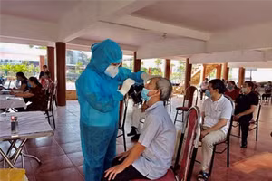Gần như mỗi ngày, tỉnh Sơn La lại có một kỷ lục mới với số ca nhiễm Covid-19 gia tăng liên tục