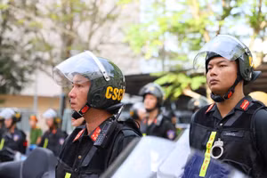 Lực lượng Cảnh sát cơ động trong lễ ra quân của Công an TPHCM, ngày 15/12. (Ảnh: Chuyên đề Công an TPHCM)