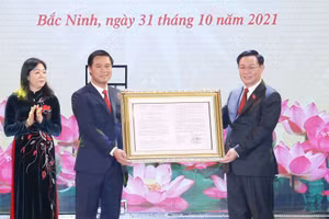 Kỷ niệm 100 năm Ngày sinh đồng chí Lê Quang Đạo và công bố thành lập TP Từ Sơn