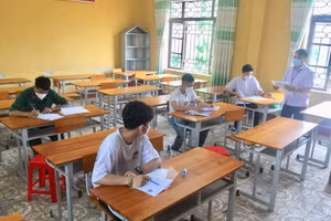 Thí sinh dự thi tốt nghiệp THPT năm 2021, đợt 2 tại Bắc Giang