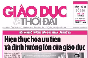 Tin tức báo in 14/10: Nhiều trường đại học chật vật tuyển bổ sung