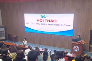 Hội thảo Rối loạn tâm thần học đường do Bệnh viện Nhi Trung ướng tổ chức.