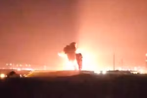 Israel tấn công Dải Gaza.