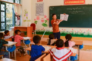 Một giờ học của thầy và trò lớp 3, Trường Tiểu học Tủa Thàng số 2 (huyện Tủa Chùa).