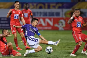Vì Covid-19, V-League 2020 đã phải hoãn tới ba lần.