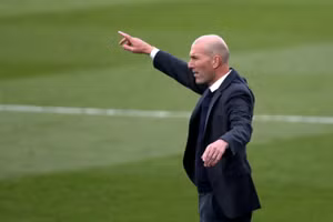 Zidane sắp làm thầy của Messi, Mbappe?