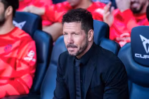 Diego Simeone bất phục chiến thắng của Barca ở vòng 23 La Liga.