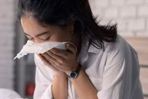 Khi ho kèm theo 2 triệu chứng này, bạn đi khám ung thư phổi ngay lập tức