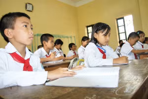 Khó khăn về thủ tục, nhiều trường chưa xây được cơ sở mới. Ảnh: Thiên Thanh