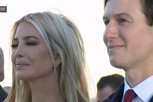 Ivanka và chồng tham dự buổi chia tay của Tổng thống thứ 45 Hoa Kỳ.
