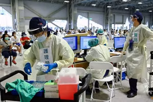Một địa điểm tiêm vắc xin Covid-19 ở Đài Loan.