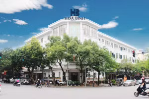 Khu cách ly tập trung tại khách sạn Hòa Bình, Hà Nội