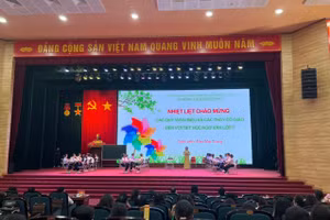 Tiết dạy Ngữ văn lớp 7 theo Chương trình GDPT 2018 của cô giáo Đào Mai Trang và học sinh Trường THCS Đồng Thái.
