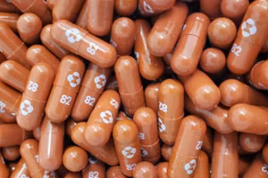 Thuốc kháng virus Covid-19 được dùng dạng uống.