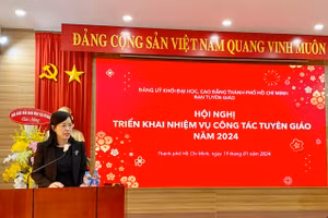 Bà Nguyễn Thị Là phát biểu chỉ đạo tại Hội nghị.