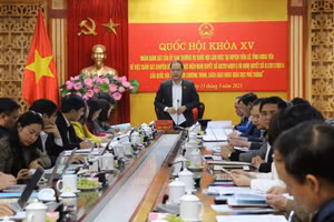 Quang cảnh buổi làm việc.