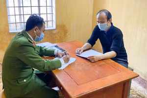 Đoàn Từ Tấn làm việc với cơ quan công an.