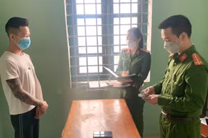 Cơ quan chức năng làm việc với Tạ Văn Hậu.