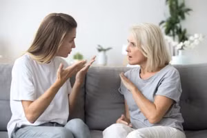 Hành động vội vàng, con trai khiến mâu thuẫn mẹ chồng nàng dâu tăng tột đỉnh