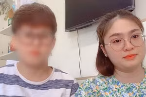 Thiện Nhân đã mở livestream trên trang Facebook cá nhân (ảnh từ livestream FBNV).