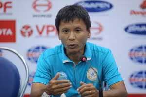 HLV Khánh Hòa hài lòng với công tác trọng tài ở vòng 6 V.League.