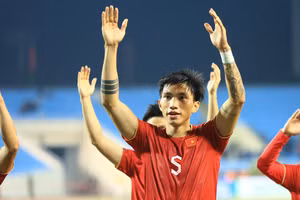 Đoàn Văn Hậu đủ tuổi tham dự ASIAD 2023.