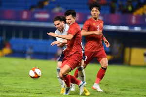 U22 Việt Nam khiến nhiều người lo lắng sau trận thắng vất vả trước Lào.