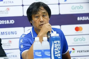 HLV Koji Gyotoku dẫn dắt đội U23 Campuchia ở vòng loại U23 châu Á.