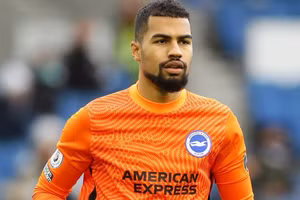 Thủ môn Robert Sanchez của Brighton lọt tầm ngắm của Chelsea.