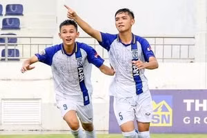Sông Lam Nghệ An và PVF dắt tay nhau vào vào bán kết giải U15 Quốc gia 2023.