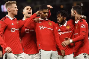 Man United được đồn đoán sắp về tay tỷ phú Qatar Sheikh Jassim. 