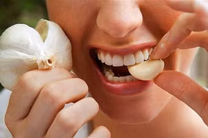 Những người phải kiêng ăn tỏi nếu không muốn rước bệnh 